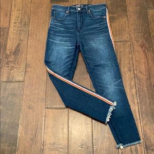 Abercrombie & Fitch jeans w side stripe